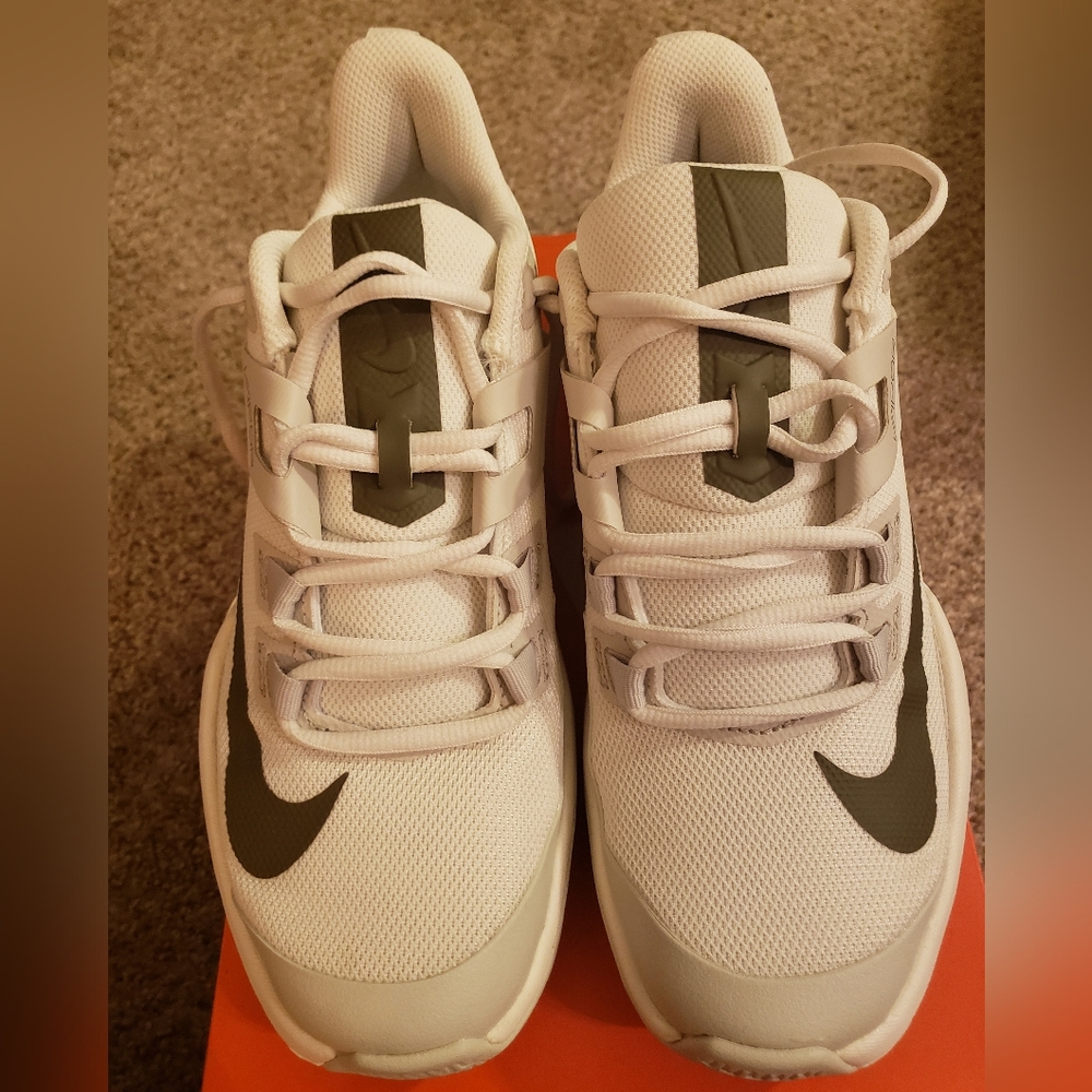 Nike Vapor Lite HC
